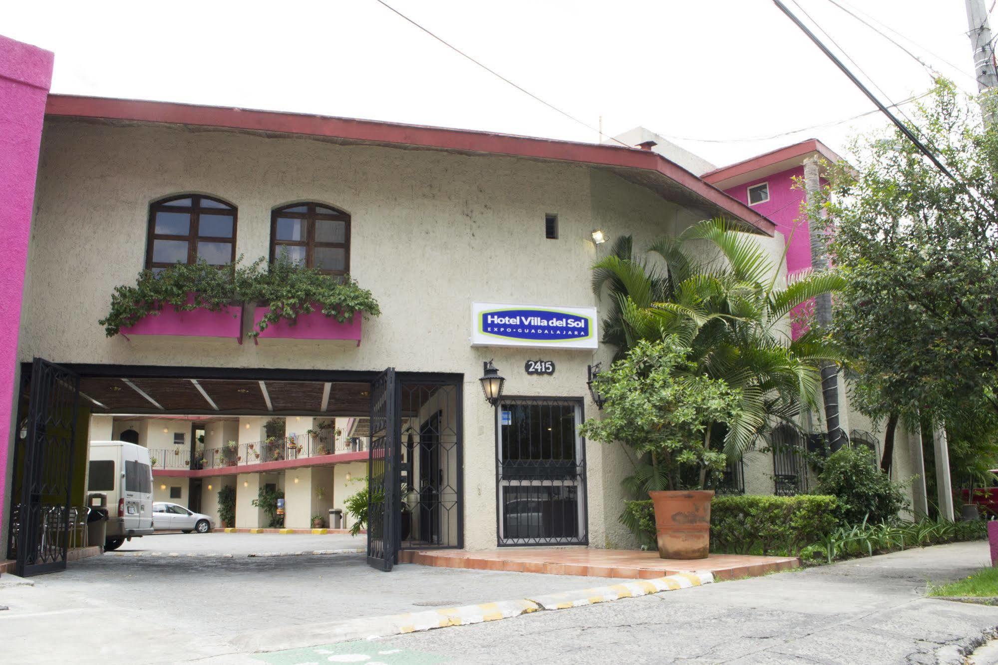 Hotel Villa Del Sol Expo Γκουανταλαχάρα Εξωτερικό φωτογραφία
