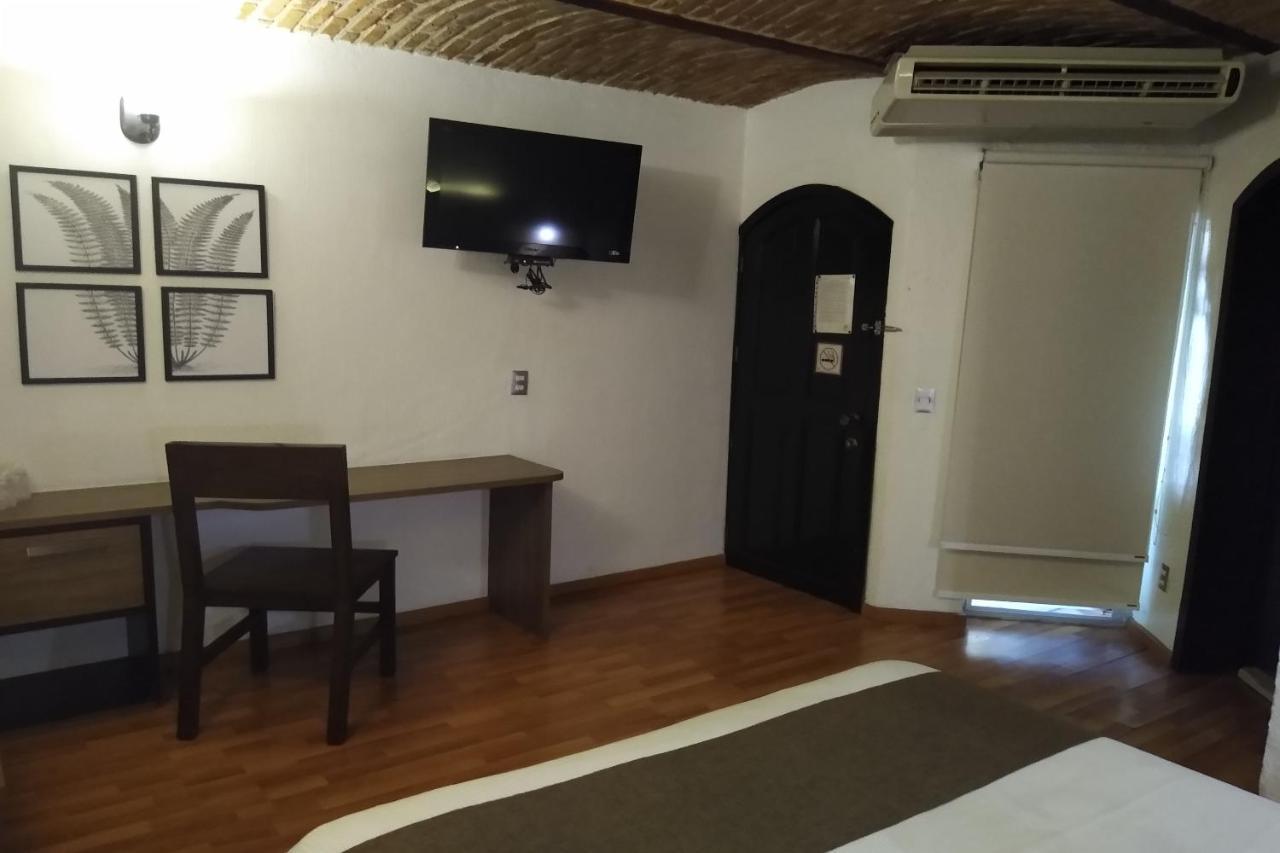 Hotel Villa Del Sol Expo Γκουανταλαχάρα Εξωτερικό φωτογραφία