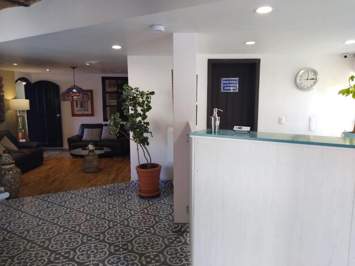 Hotel Villa Del Sol Expo Γκουανταλαχάρα Εξωτερικό φωτογραφία